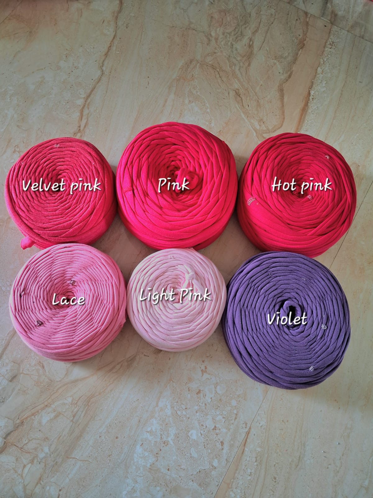 Shades of Pink joint tshirt yarn