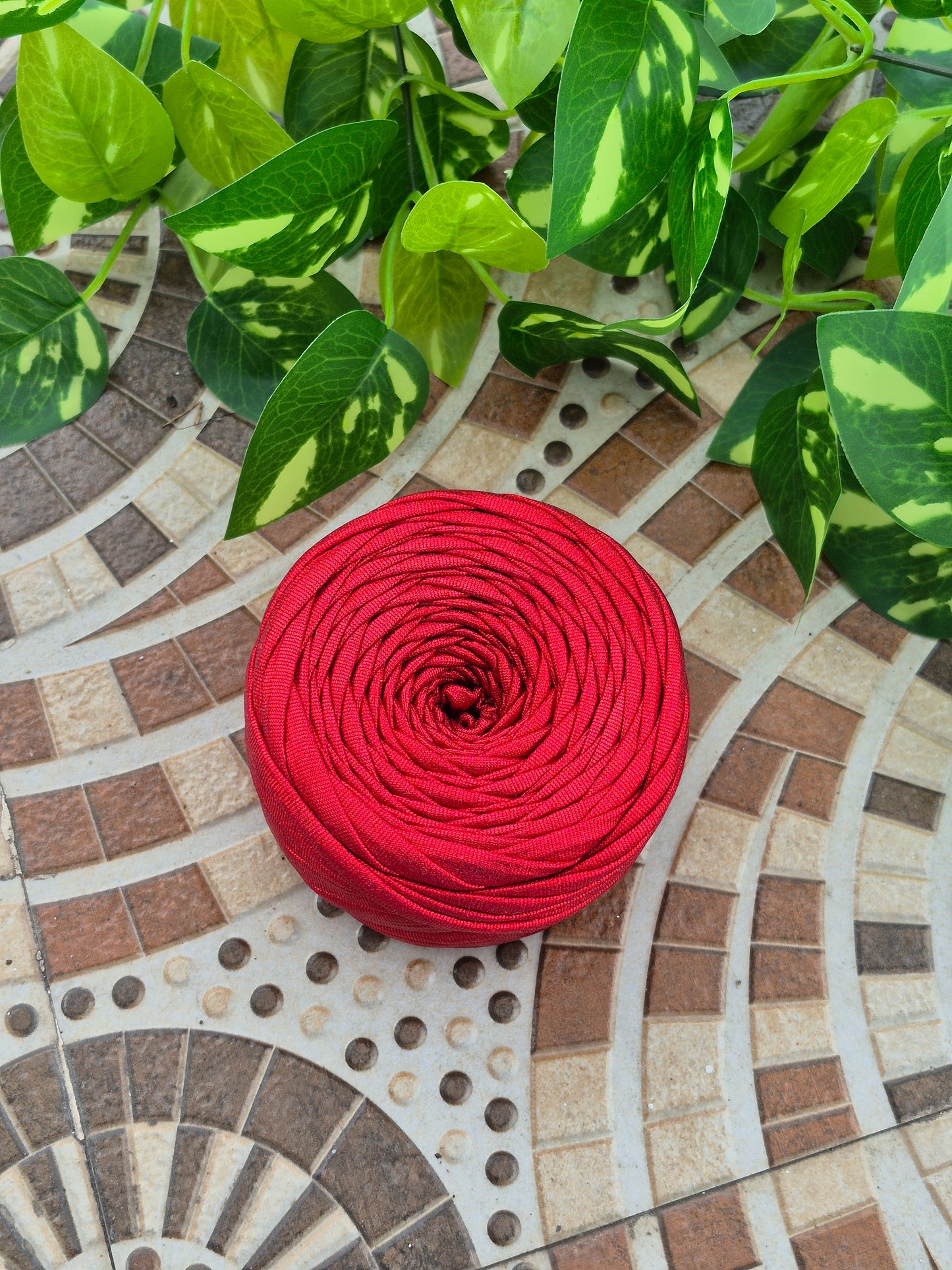 Rich red metallic Tshirt Yarn