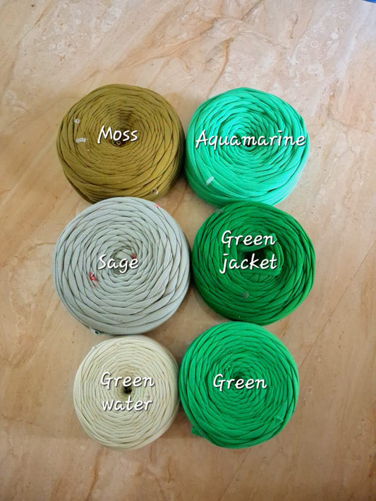 Shades of green joint tshirt yarn