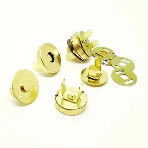 Magnet button