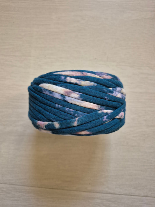 Joint Racing green multi color Tshirt Yarn