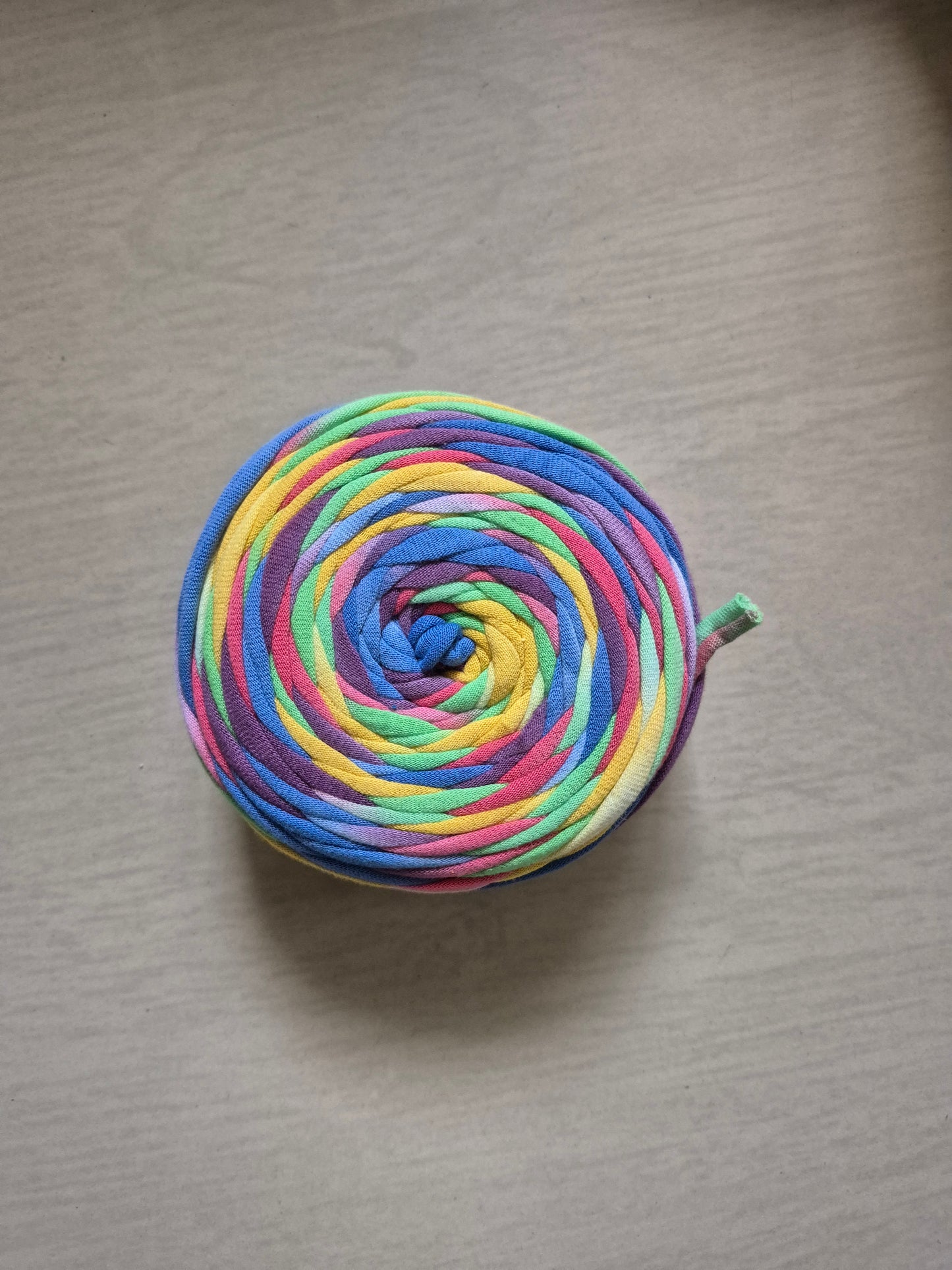 Thin Multi color Tshirt Yarn