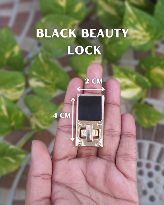Black beauty lock for crochet handbag