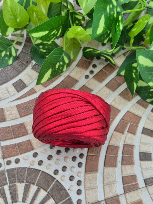 Rich red metallic Tshirt Yarn